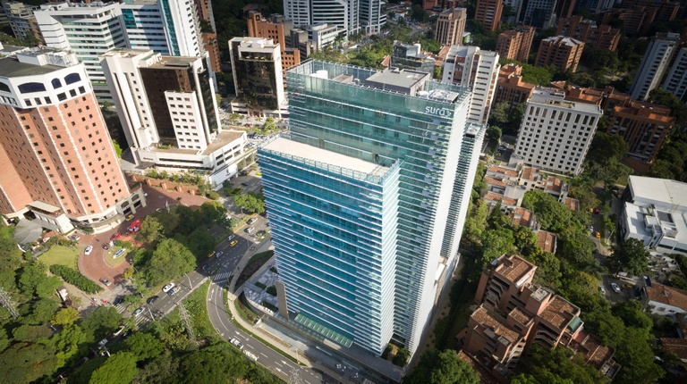 Grupo SURA avanza en su estrategia de gestión de deuda con dos operaciones de crédito por COP 1.8 billones